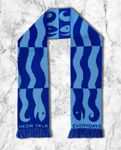 Load image into Gallery viewer, Snake Reverse Knitted Scarf by Everydays
