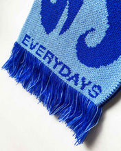 Load image into Gallery viewer, Snake Reverse Knitted Scarf by Everydays