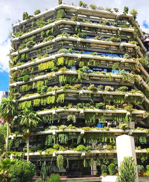 Edificio Planeta by Fargas and Tous. 1978