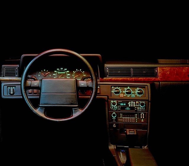 Volvo 780 Dashboard.