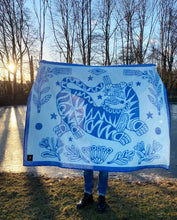 Load image into Gallery viewer, &quot;Botanic Tiger&quot; Pure Wool Blanket by Asis Percales
